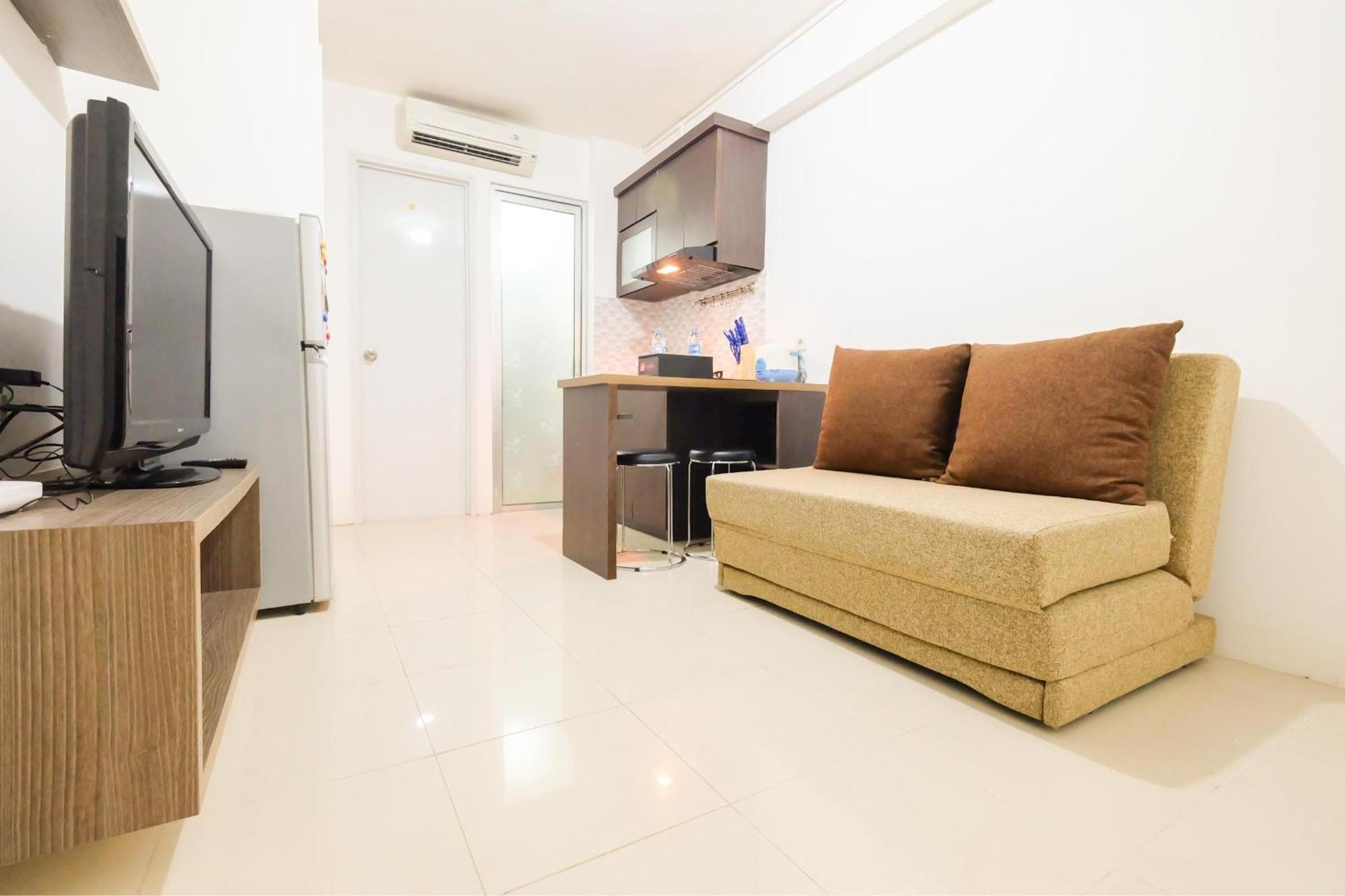 Apartment View 2br At Bassura By Travelio